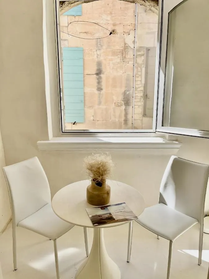 La Maison Plume, Appart Boutique Saint-Remy-de-Provence France